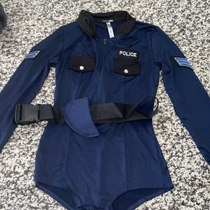 Costume: POLICE HALLOWEEN